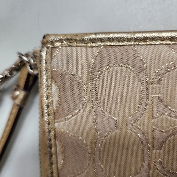 Coach Womens Signature Beige Canvas/Leather Wristlet/Clutch - Picture 9 of 16